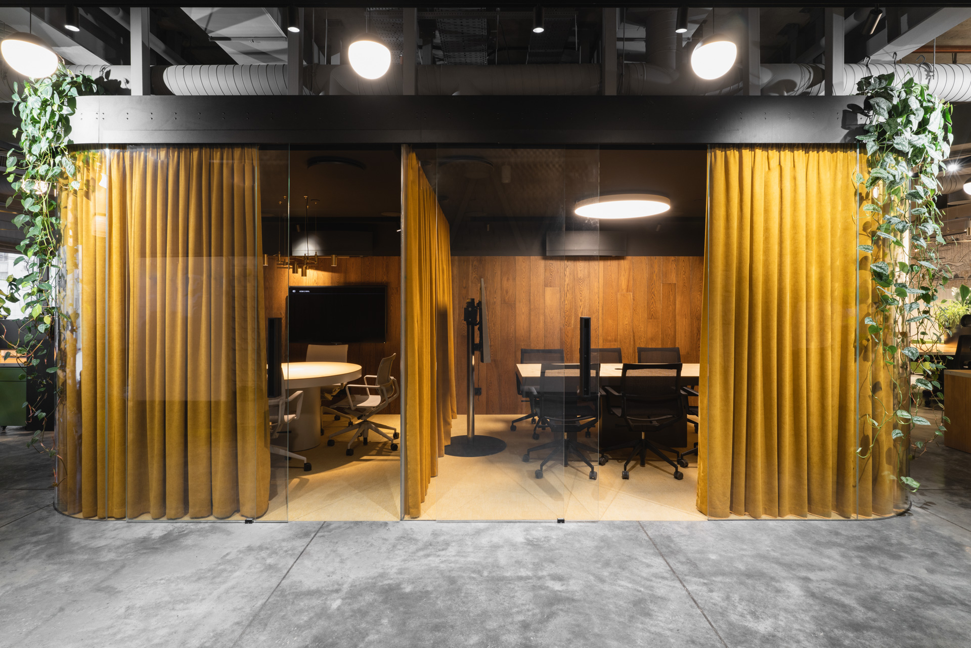 Gold Apple 办公室丨Egor Bogomolov 等-33