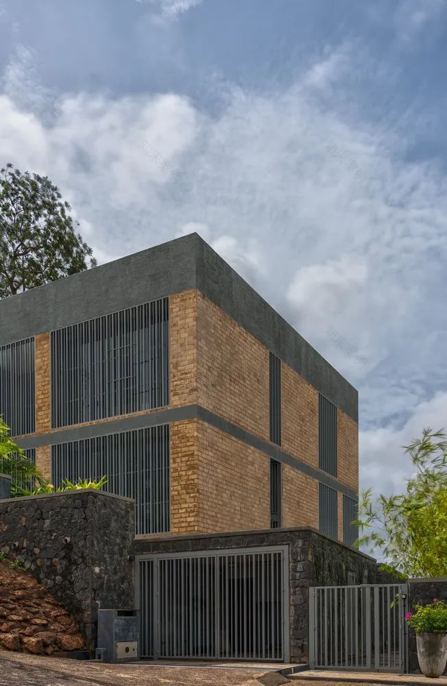 山间别墅 House 430 | 双层高度体量、露天庭院、自然通风-31