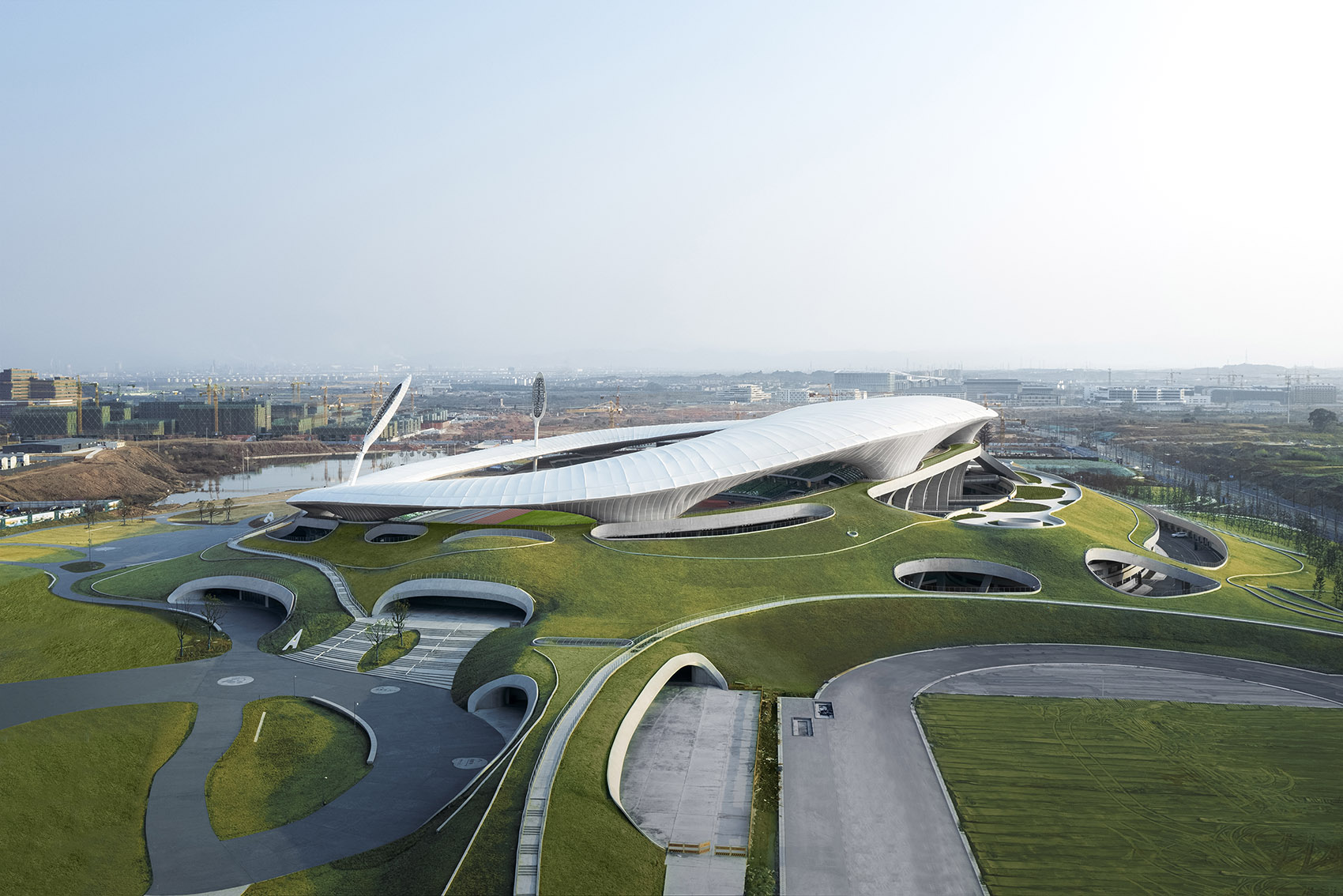 衢州体育公园 | 隐于自然的大型覆土建筑群-22