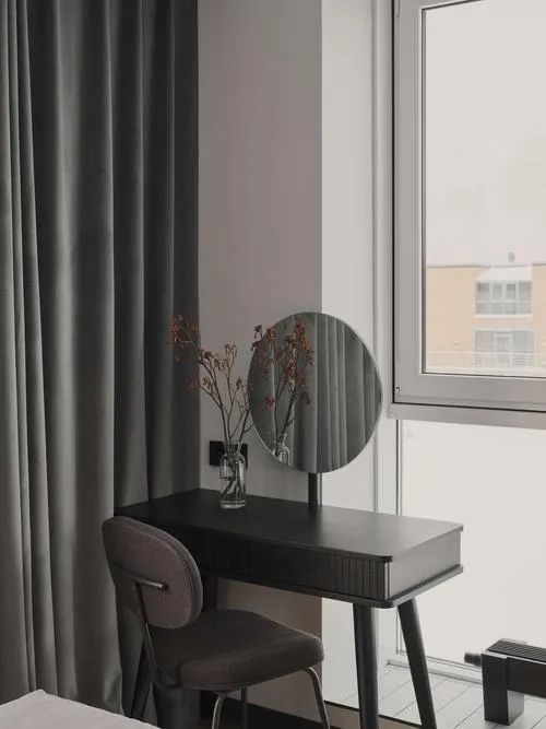 全景玻璃 77㎡舒适公寓丨Alexandra Chigintseva-20