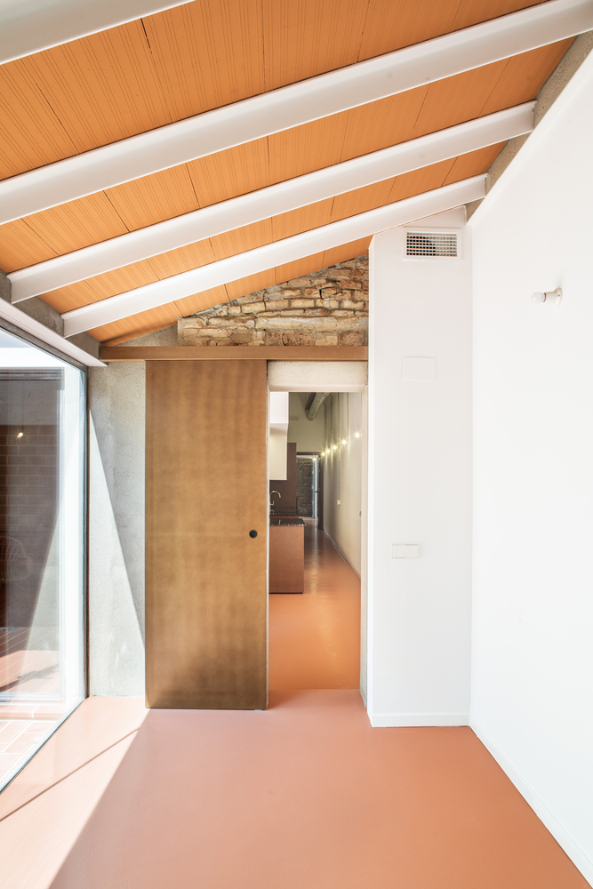 拉西梅纳住宅 | 地下空间的艺术分割-38