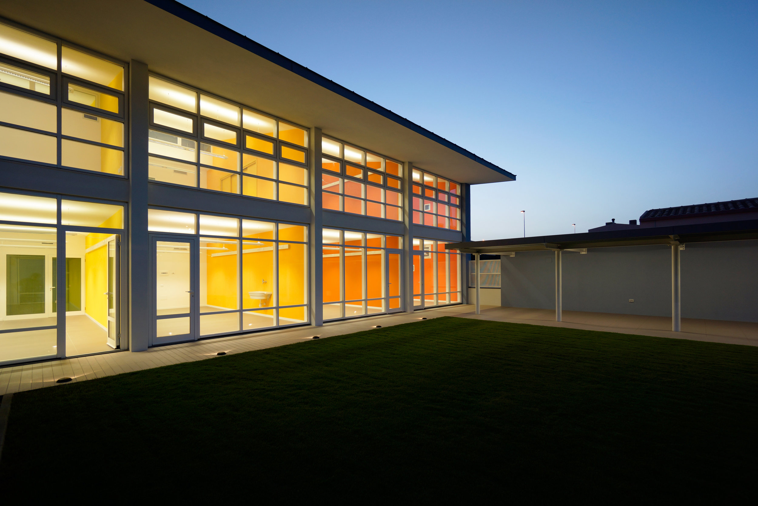 温馨之光 · 智障人士康复中心的日间中心设计-10