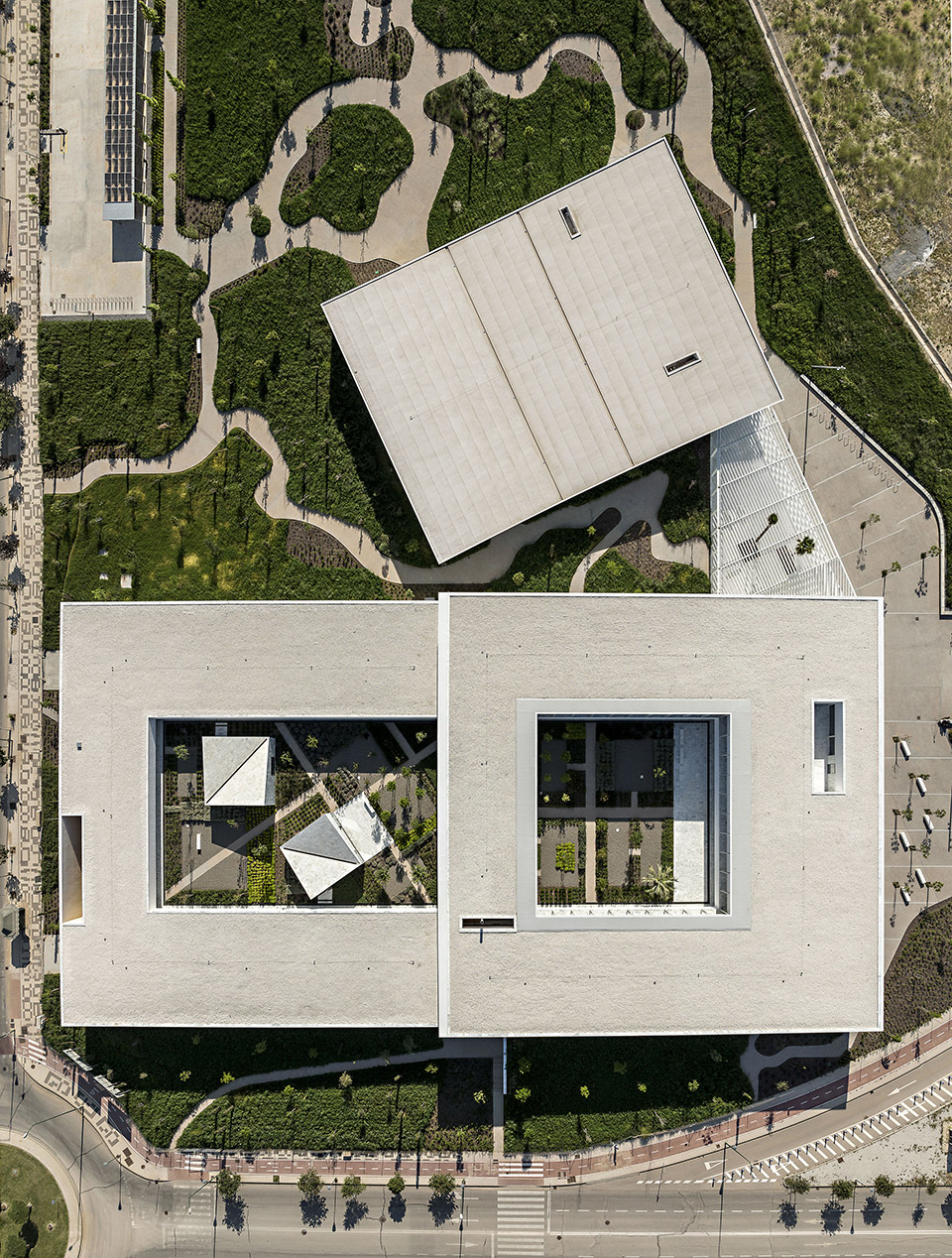 马拉加大学总部及礼堂丨西班牙马拉加丨Alcolea+Tárrago Arquitectos-6