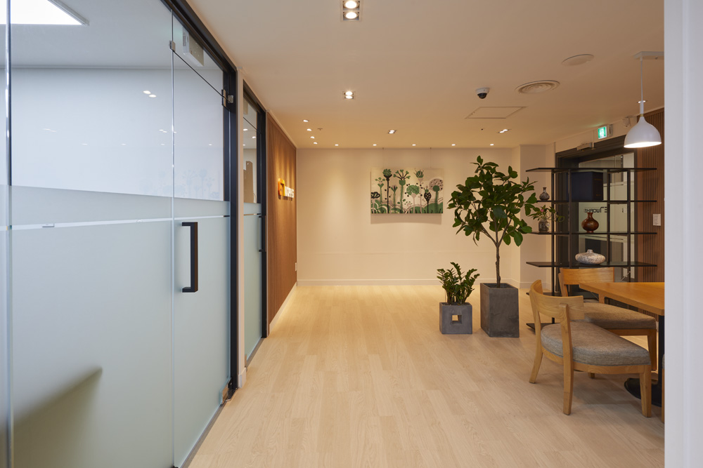 46 平极简现代办公室，展现精致办公空间-3