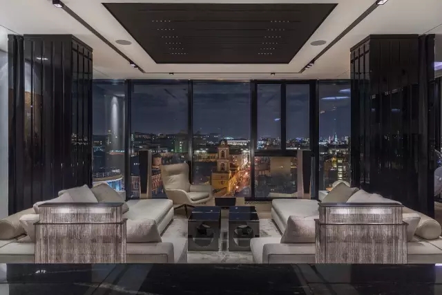 俄罗斯 380㎡简约精致豪宅 | 功能布局与艺术品相得益彰-9