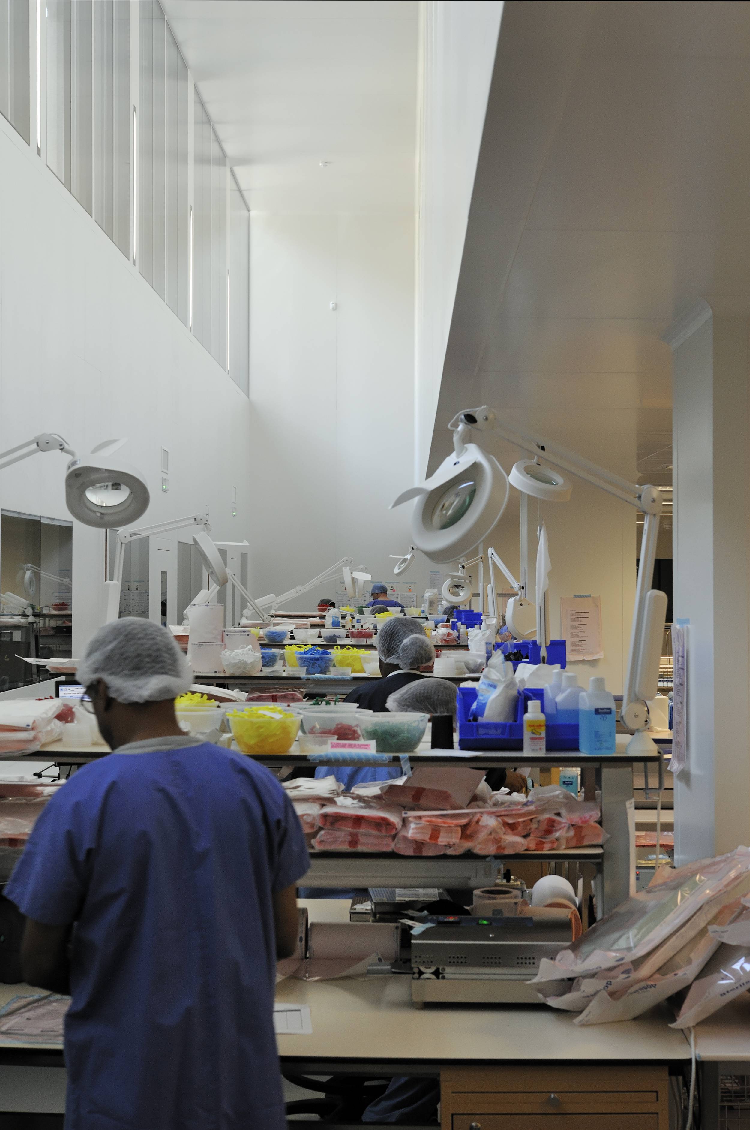 Bâtiment des laboratoires et de logistique de l’hôpital Cochin — Ateliers 2/3/4/-37