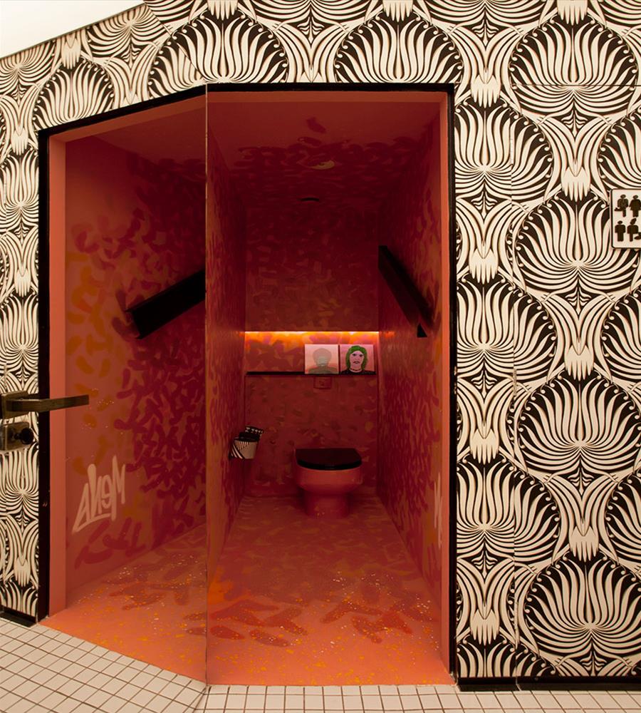 厕所不分性别-9