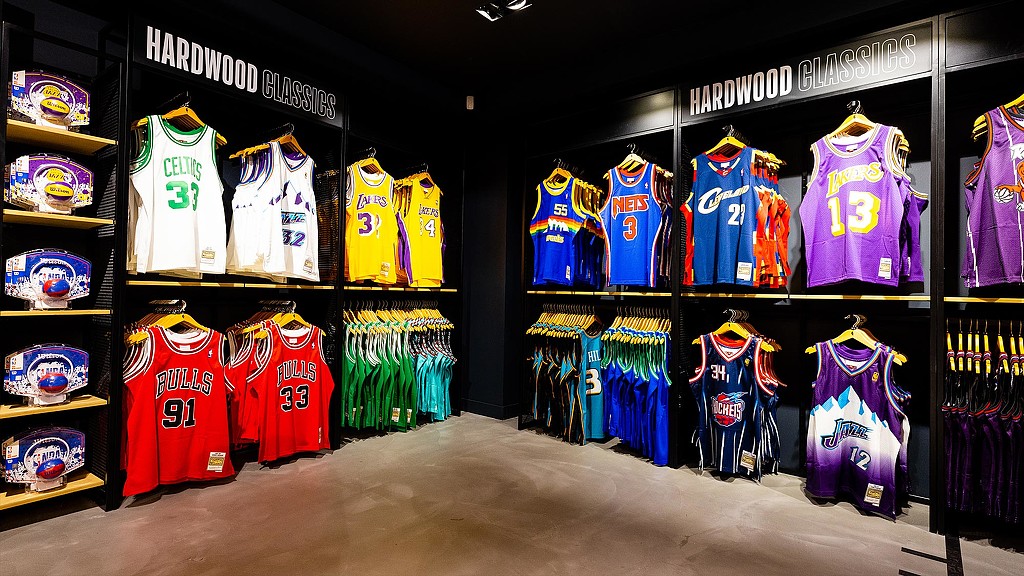 NBA 伦敦旗舰店-7