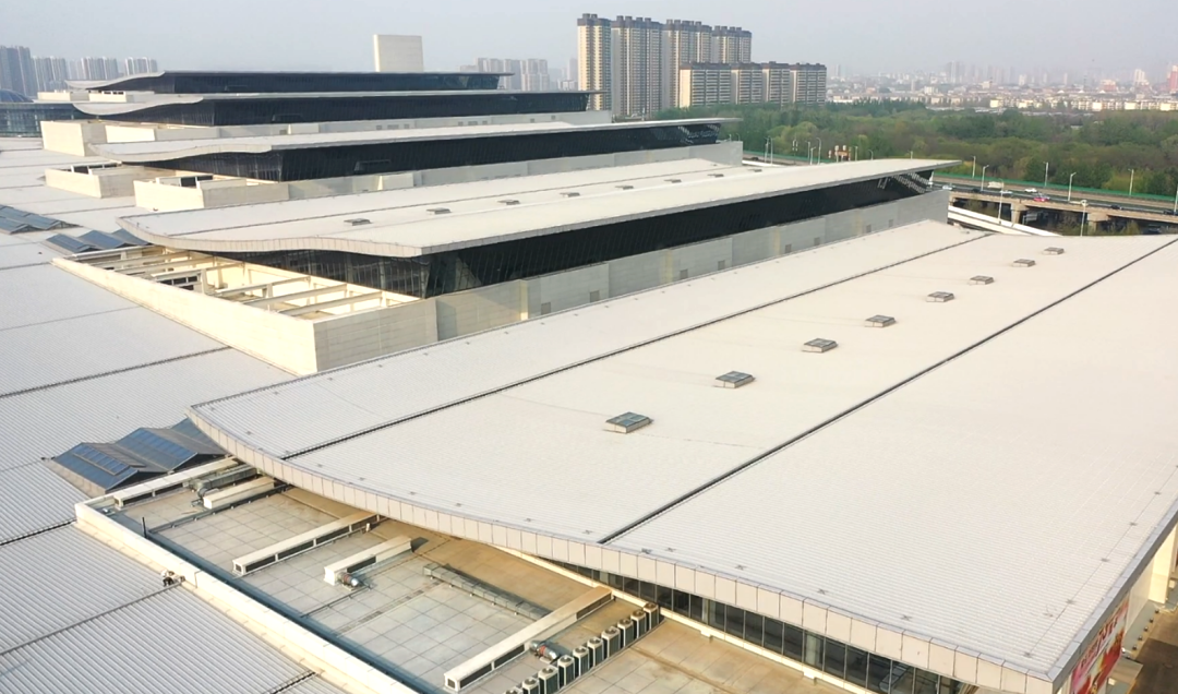 【城市名片】钢筋铁骨展现泉水灵动！中建八局打造泉城会展新地标-38