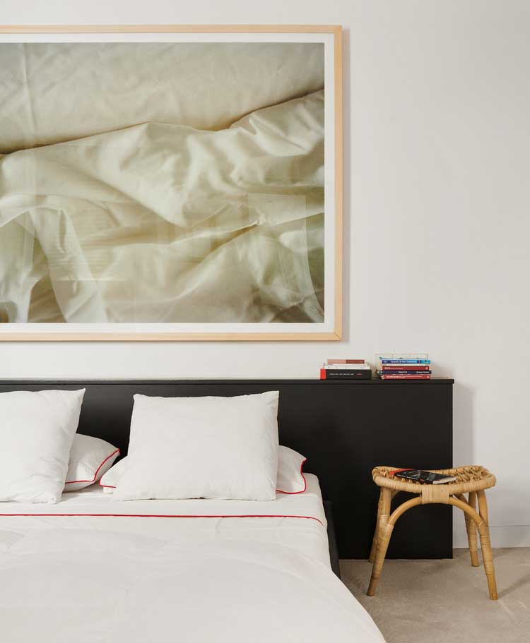 巴塞罗那设计师色彩斑斓的公寓-18