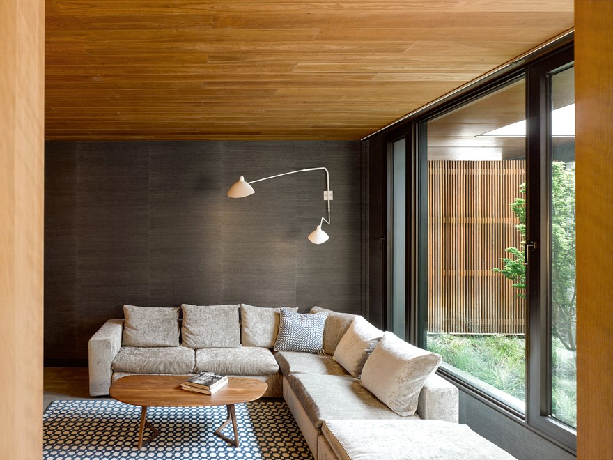 多伦多霍格斯山谷现代家庭住宅-24