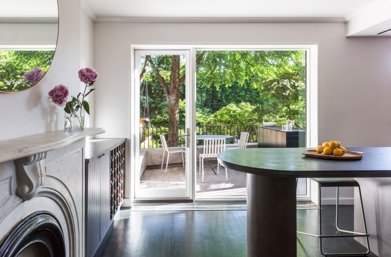 布鲁克林联排别墅 | “外向”顶层社交区、“内向”底层私人领域-7