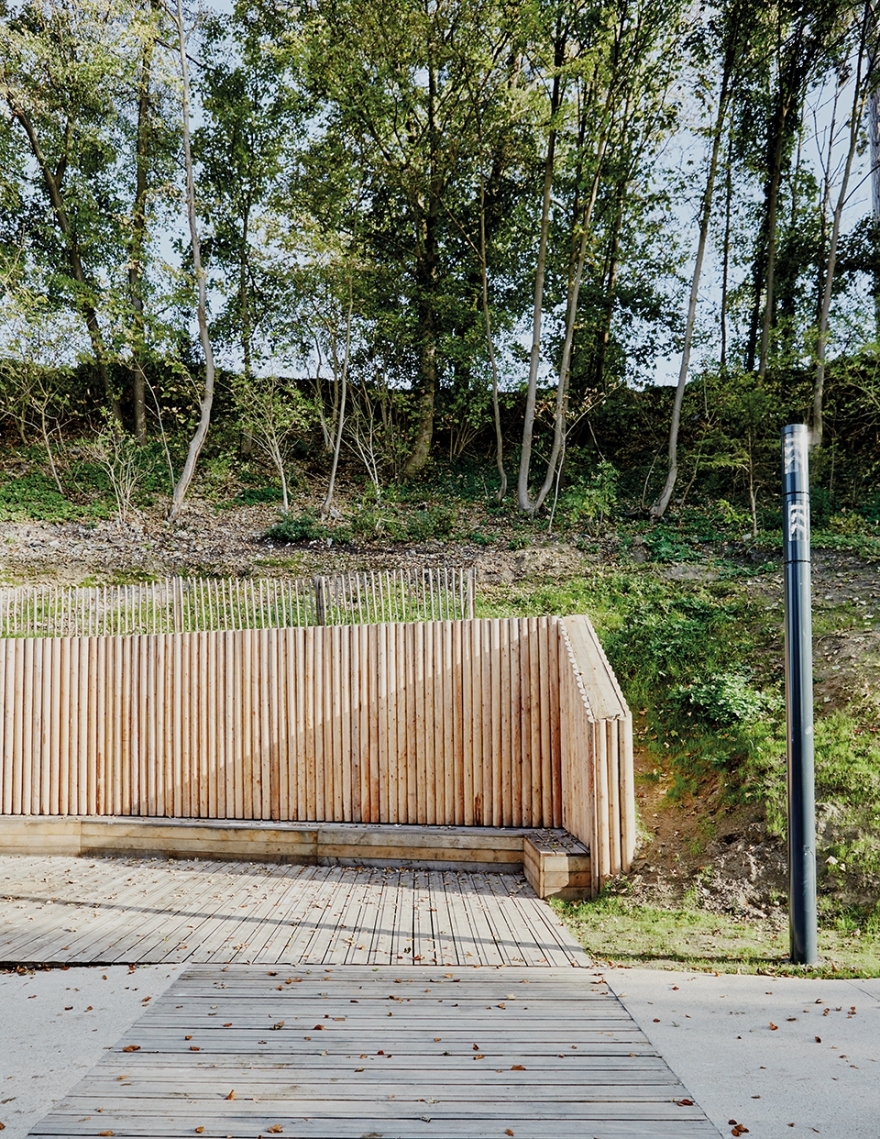 城市坡道 | 连接克雷伊市中心的无障碍新路径-45