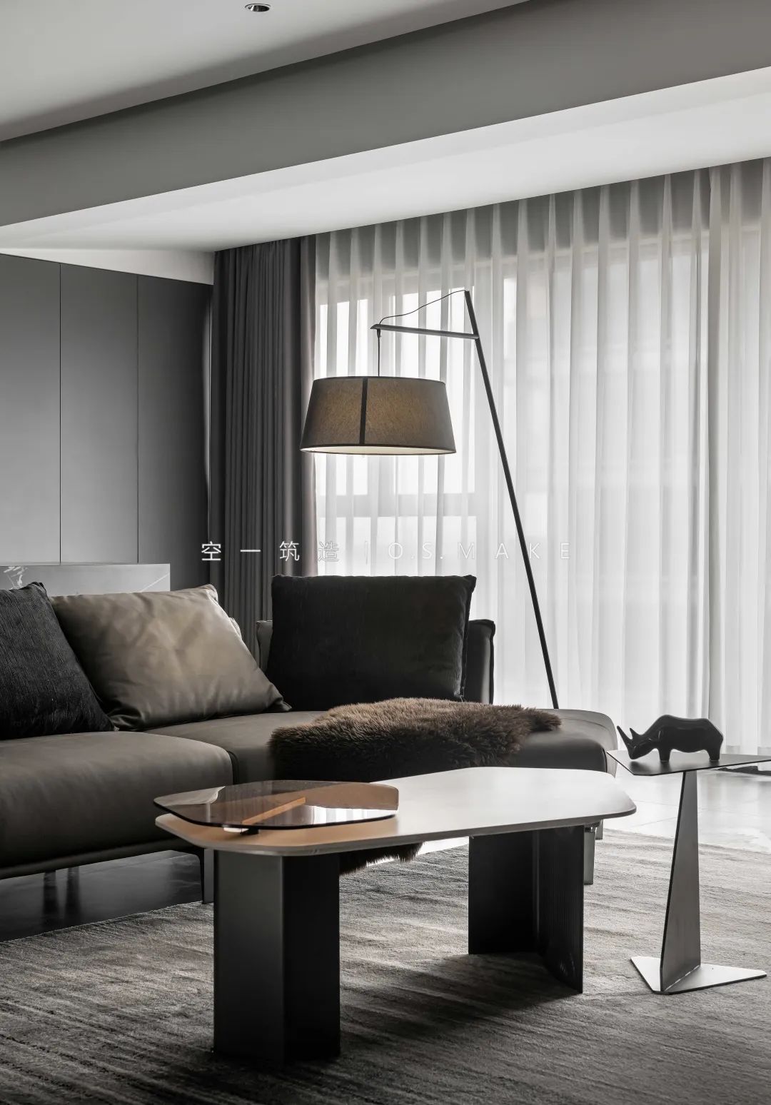 暗黑风独居空间 · 重庆融创壹号院的个性家居设计丨中国重庆丨空一筑造 | O.S.MAKE-11