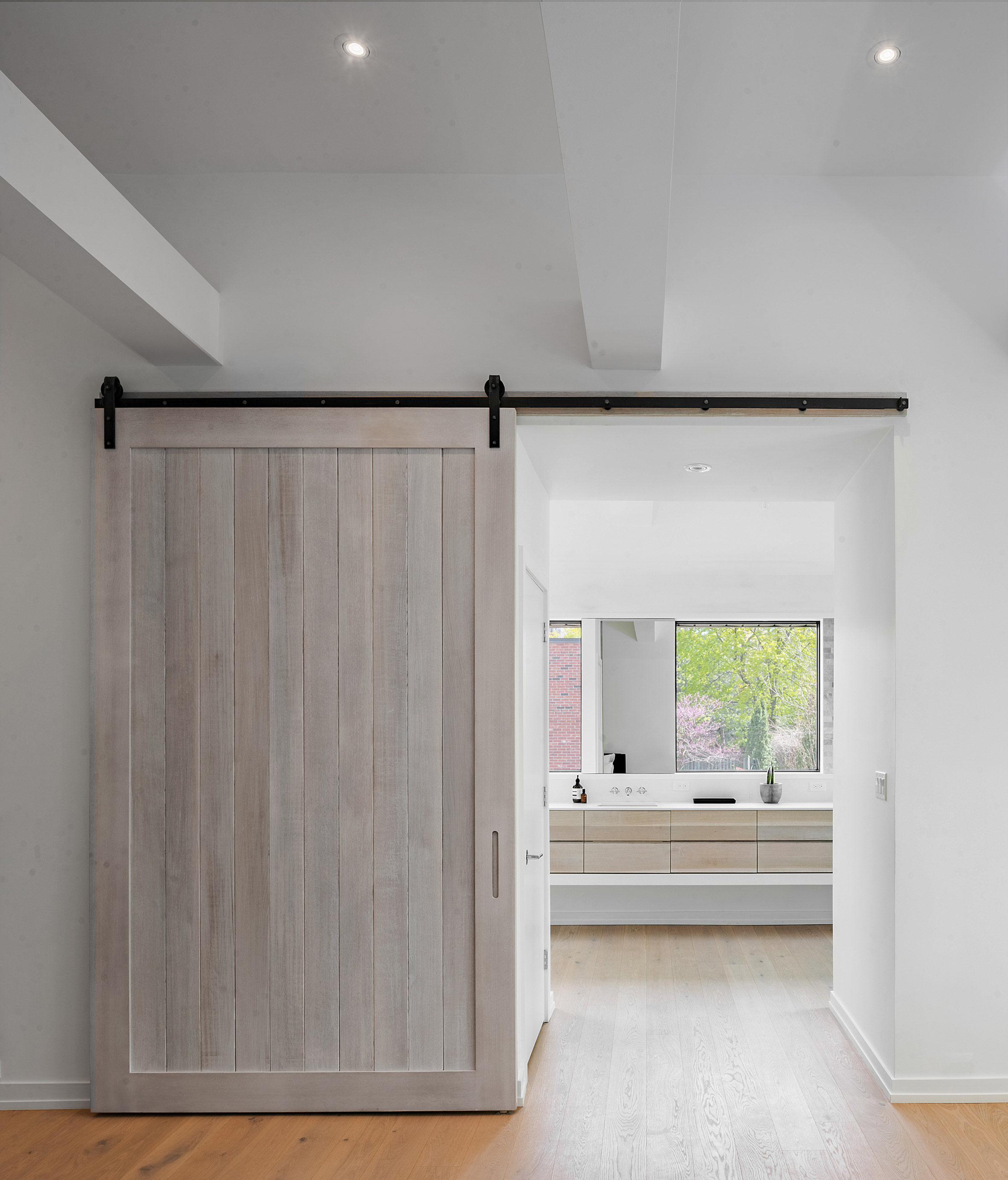 Studio AC renovates Toronto home to mimic New York apartment-10