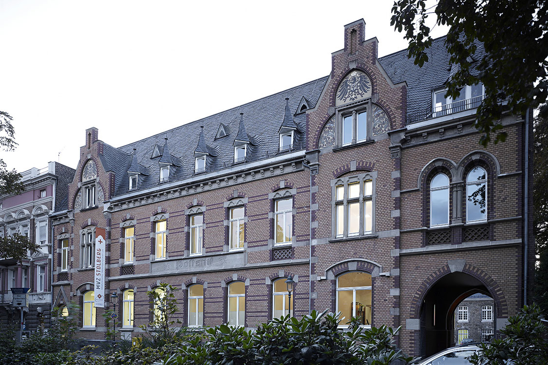 Ärztehaus Stolberg（斯托尔贝格医疗中心）丨Döring Dahmen Joeressen Architekten-11