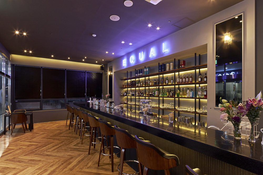 照明点睛，20 坪现代酒吧的精致氛围-4