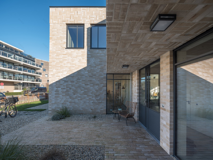 KAW's ActiveHouse generates more energy than it consumes-5