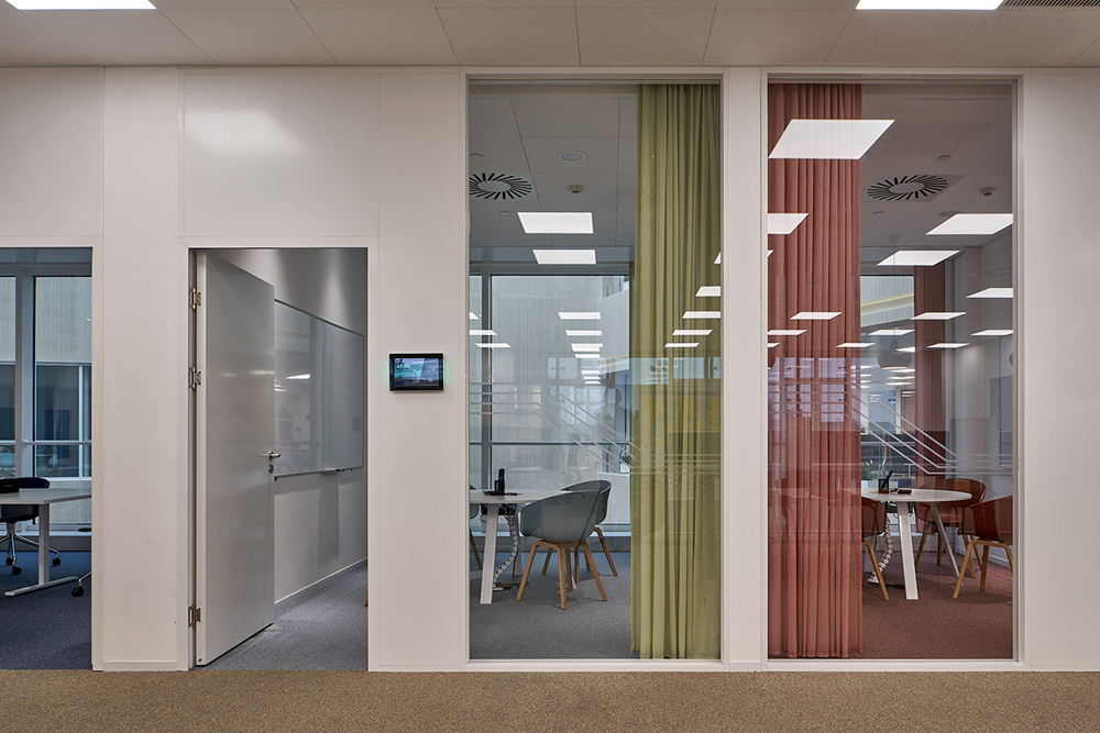 沃尔沃中国研发中心 | 酷于型,暖于心的北欧风格办公空间-71