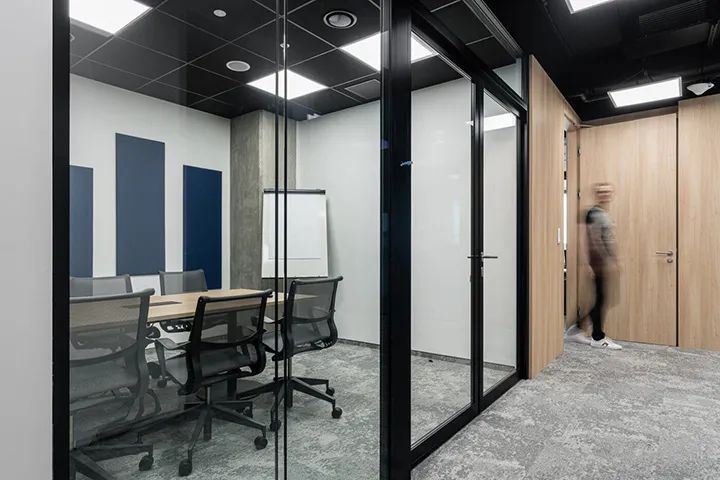 1400㎡制造公司总部办公空间,优雅精致灰的工业风设计-77