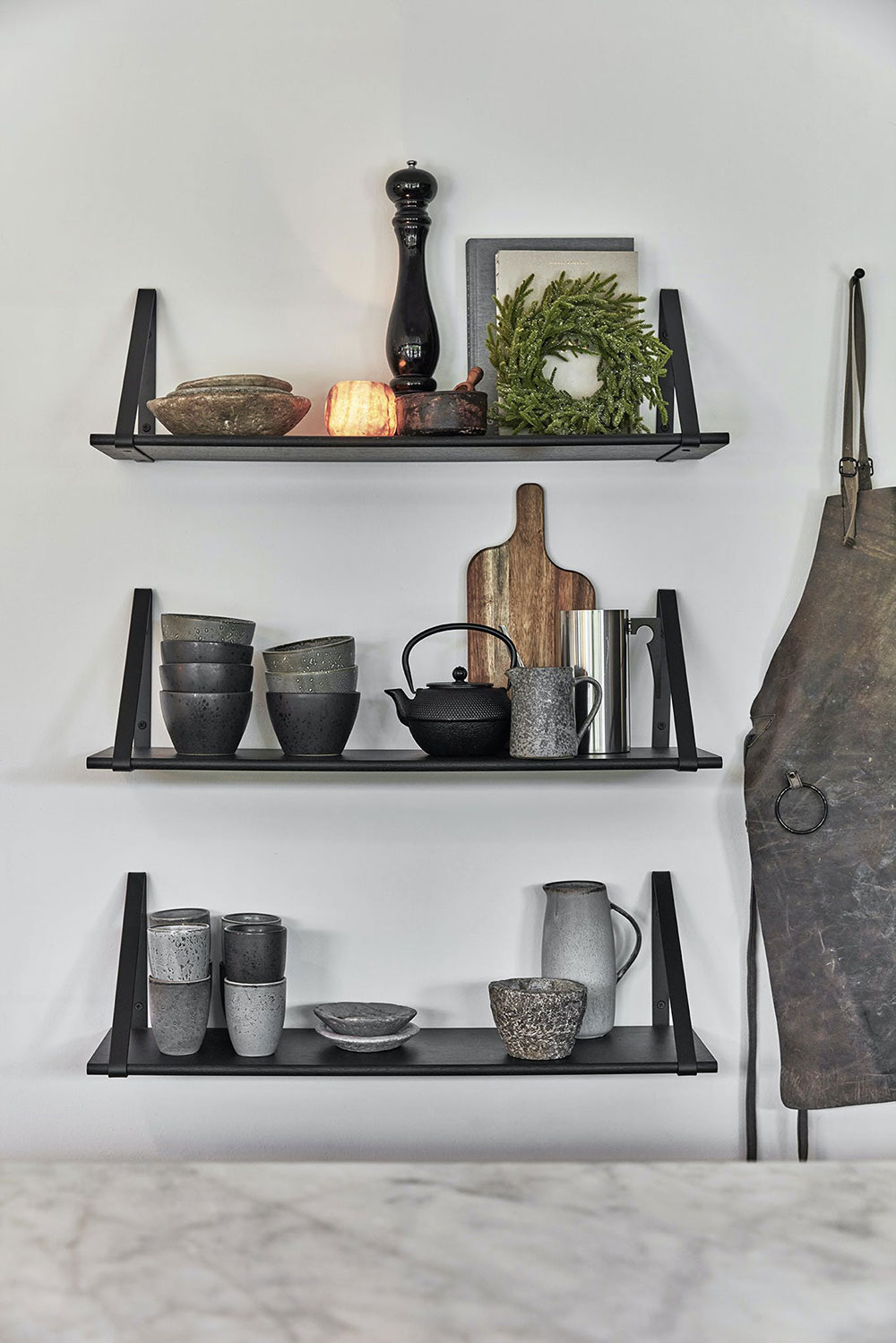 CHRISTMAS IN CLOSE  WITH NATURE: DANISH STYLIST’S COZY AND FESTIVE COTTAGE-10