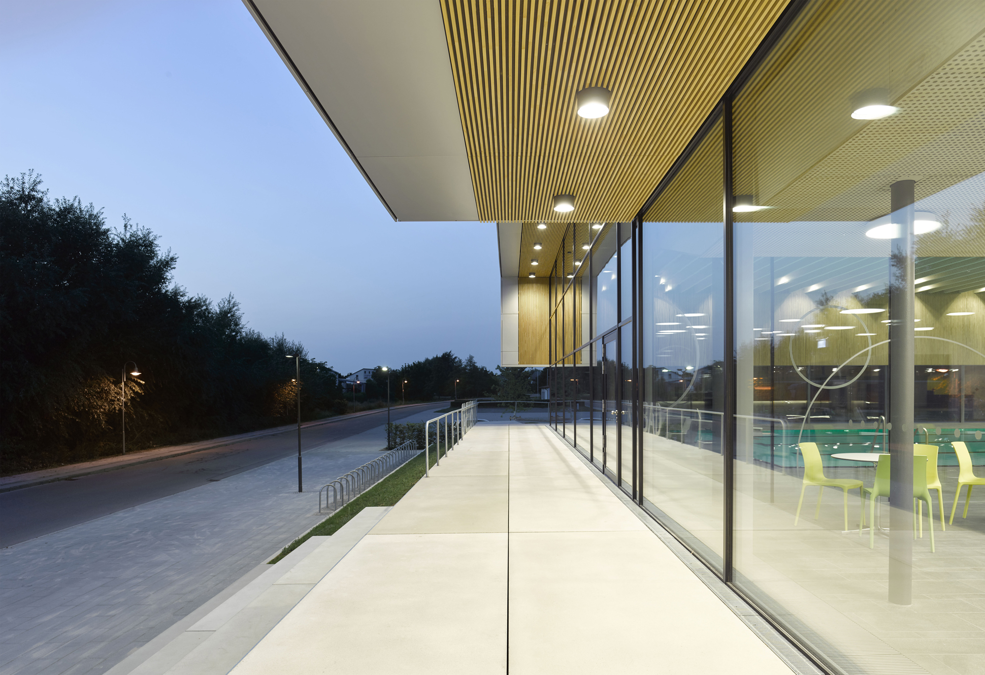 施蒂滕湖室内游泳池丨4a Architekten GmbH-9