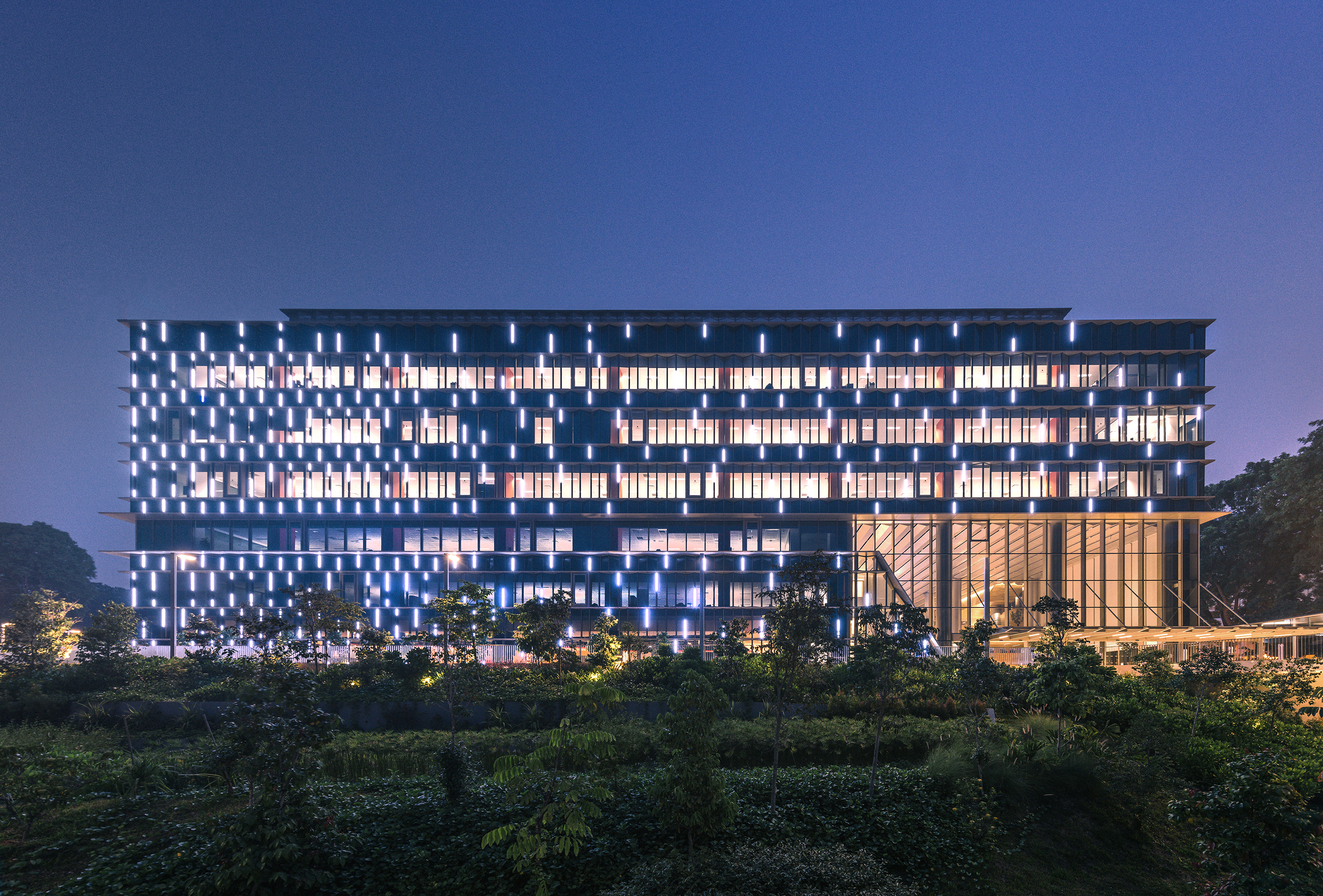 新加坡科学公园地标设计，优雅建筑灯光展现生态和谐-12