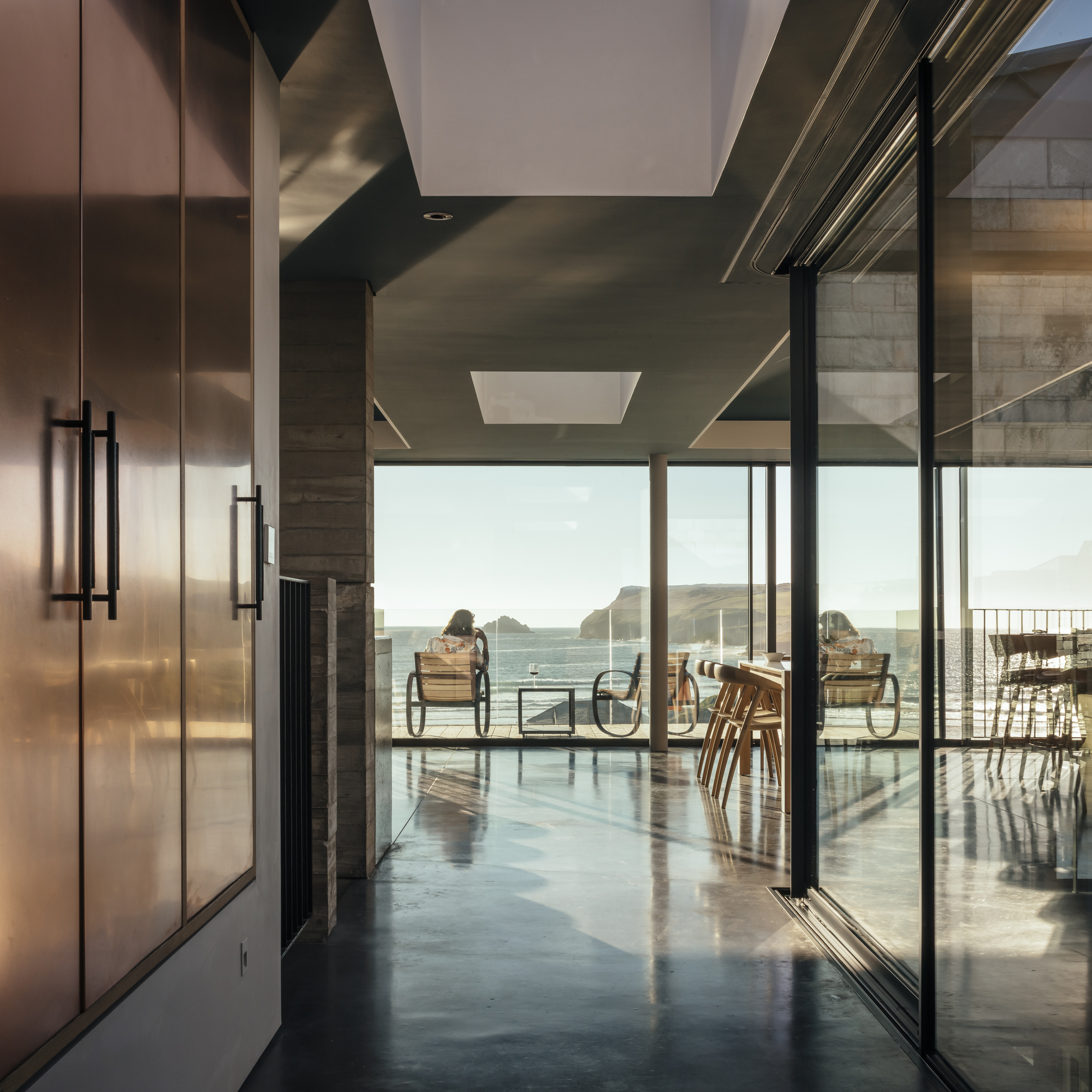 带有庭院的房子丨英国丨Invisible Studio-19