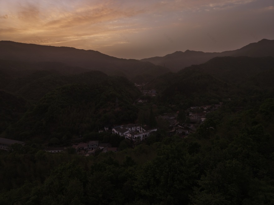 泾县小岭村”纸道山庄”民宿·在地性视角下民宿空间设计研究丨中国合肥丨伍米尺建筑设计事务所WUMICHI ARCHITECTS-3