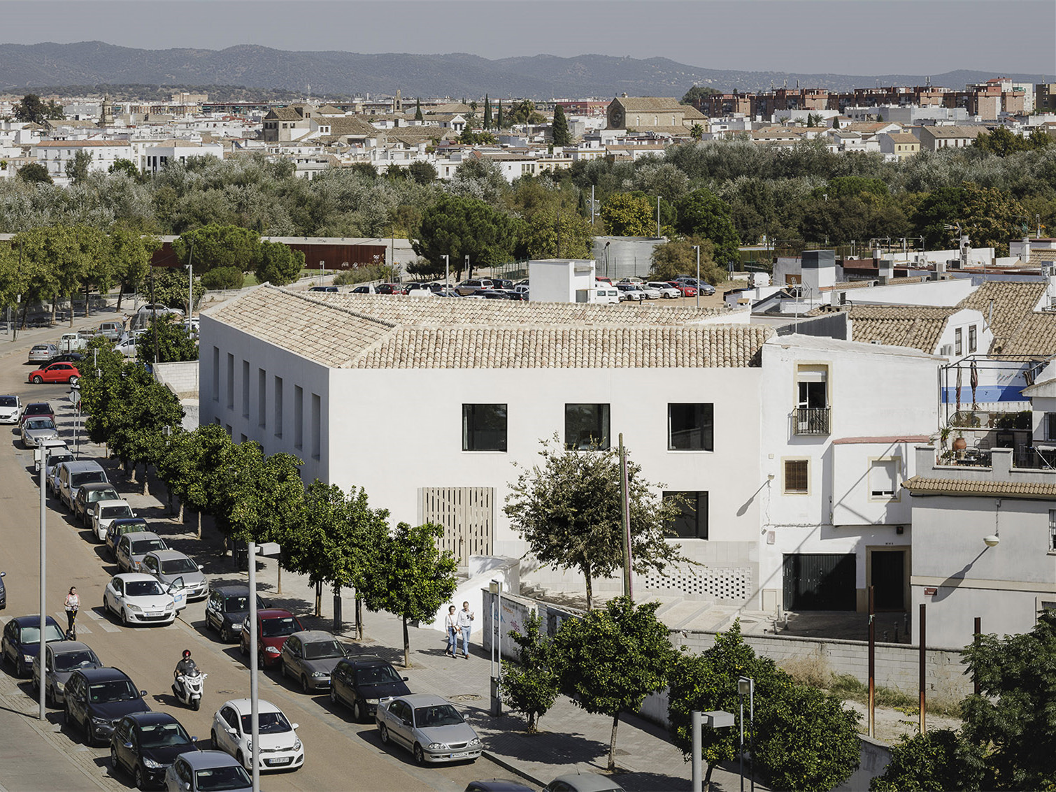 西班牙真理广场住宅楼-3