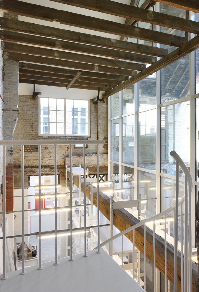 比利时 Kortrijk 商业住宅一体化设计-49