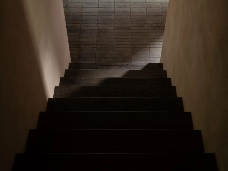 丘末茶房·年轻人的艺术茶饮空间丨中国杭州丨杭州山地土壤室内设计有限公司-8