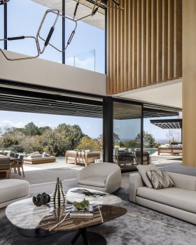 Rose Villa | 开普敦 Table Mountain 下的绿色山谷中的豪华家庭住宅
