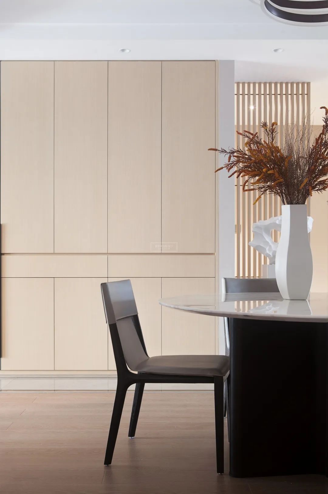 现代简约世博首岸别墅丨紫苹果国际设计-45