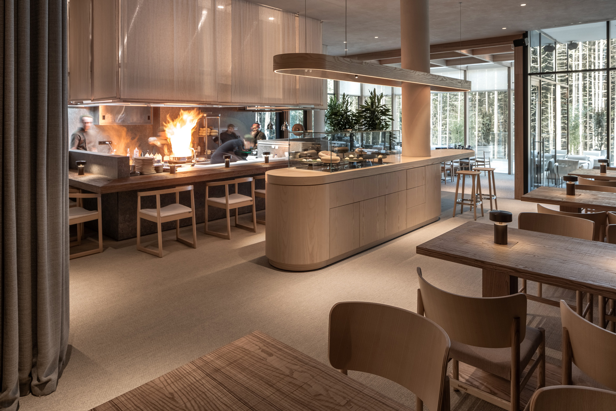 Mountain Residence / Teppan Restaurant-11