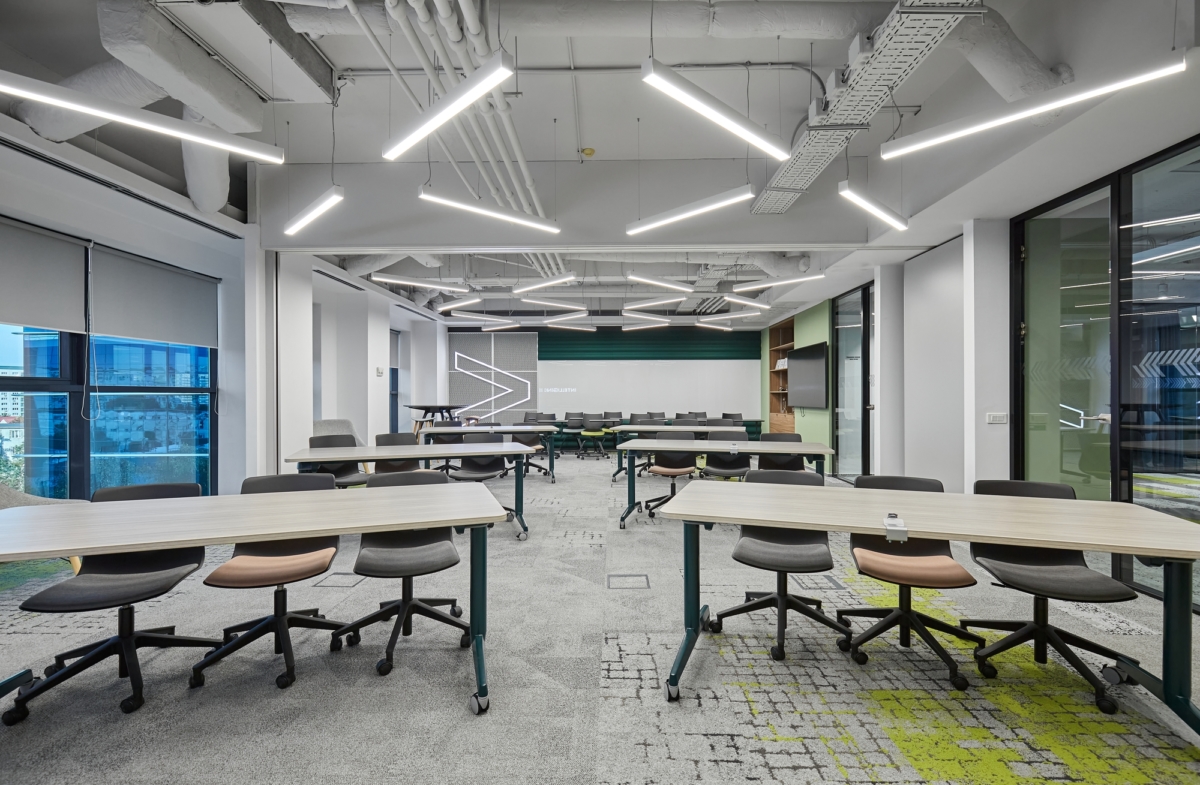 罗马尼亚 Accenture 办公室丨罗马尼亚布加勒斯特丨Corporate Office Solutions-34