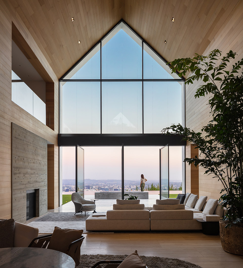 带有悬挑泳池的住宅,洛杉矶 / Standard Architecture-35