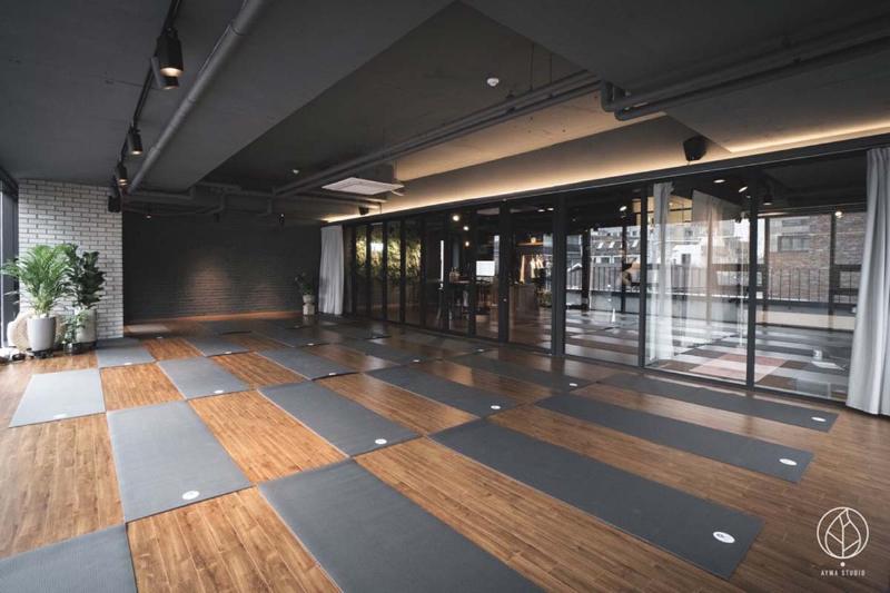 温暖舒适，瑜伽工作室的温馨室内设计-5