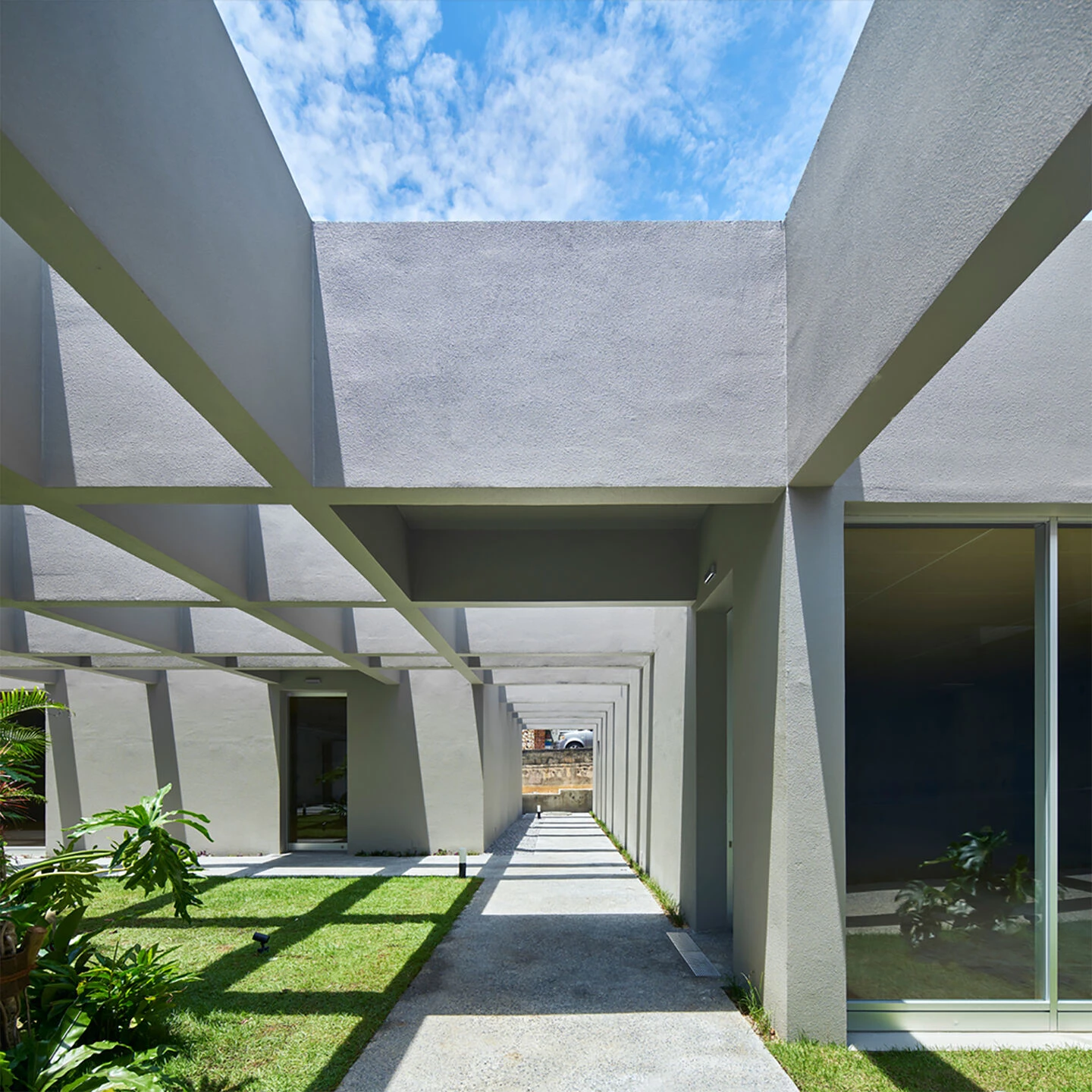 M·大楼丨日本冲绳丨Yohei Kawashima architects inc.-7