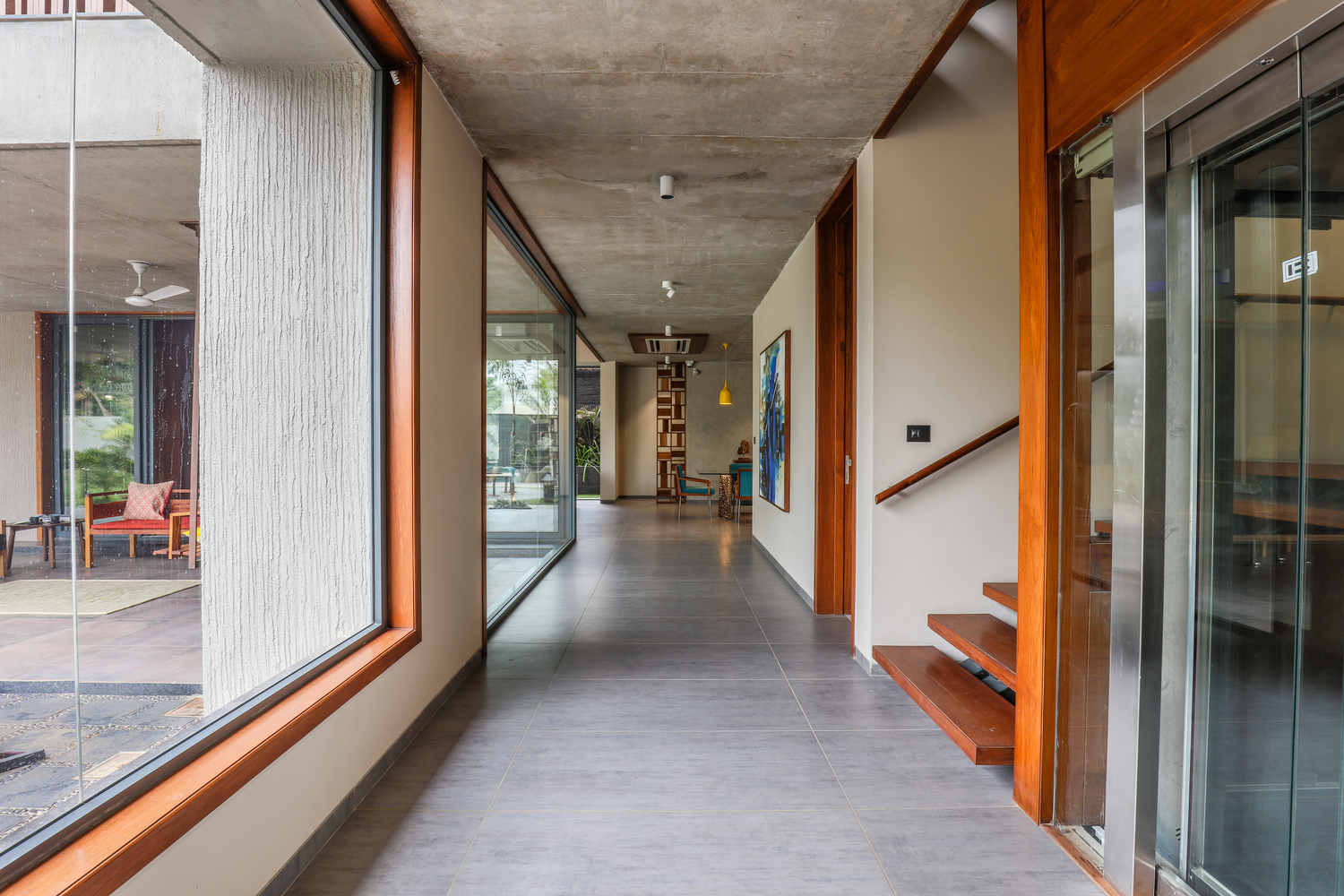 印度现代别墅的绿意空间与自然共生-18