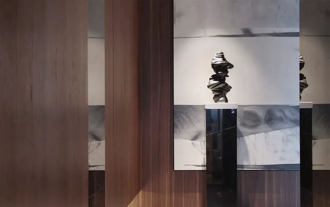 纯粹大宅 | 石木交织的白黑世界-4