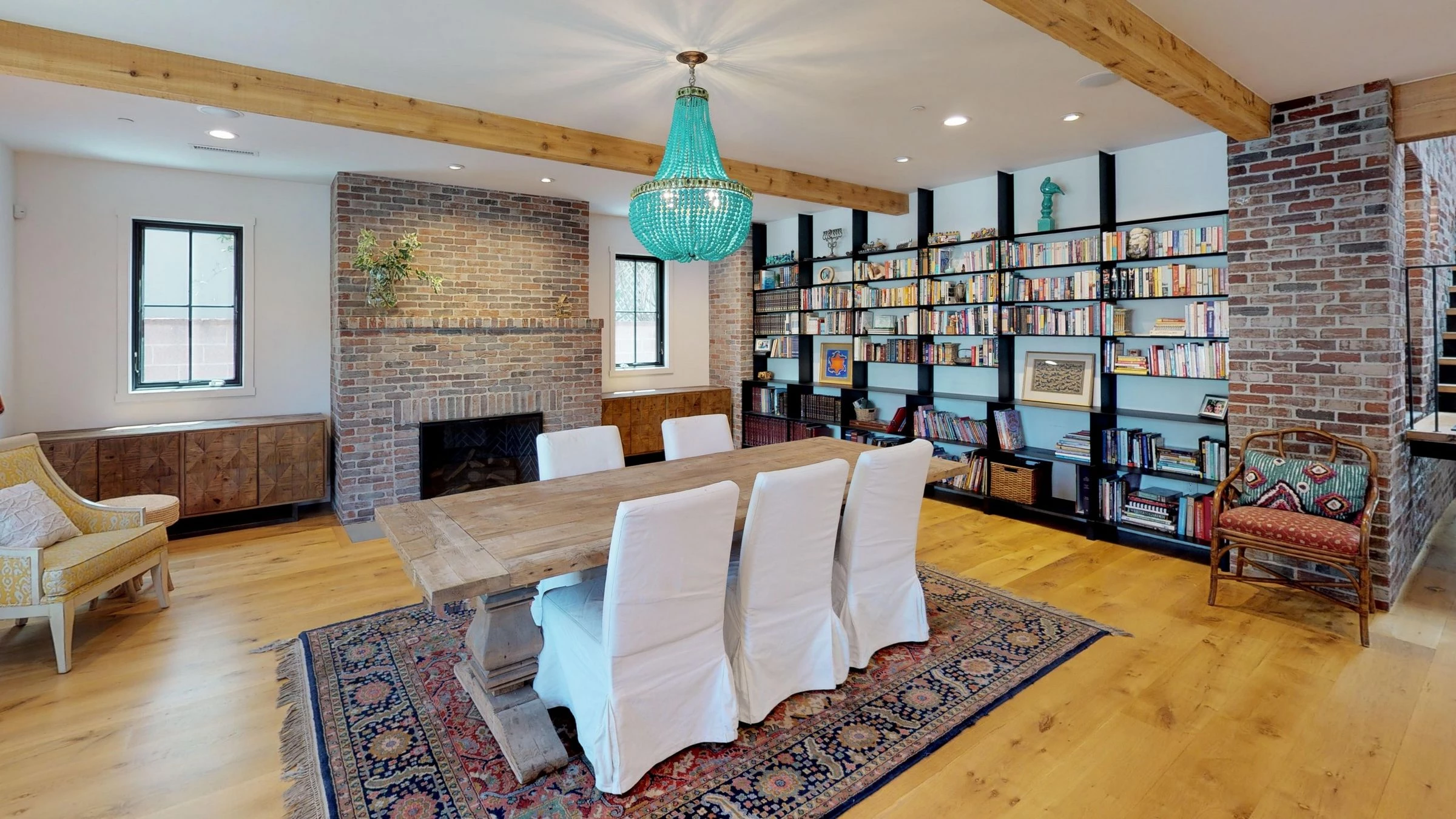 加州阳光下的现代农舍之家-13