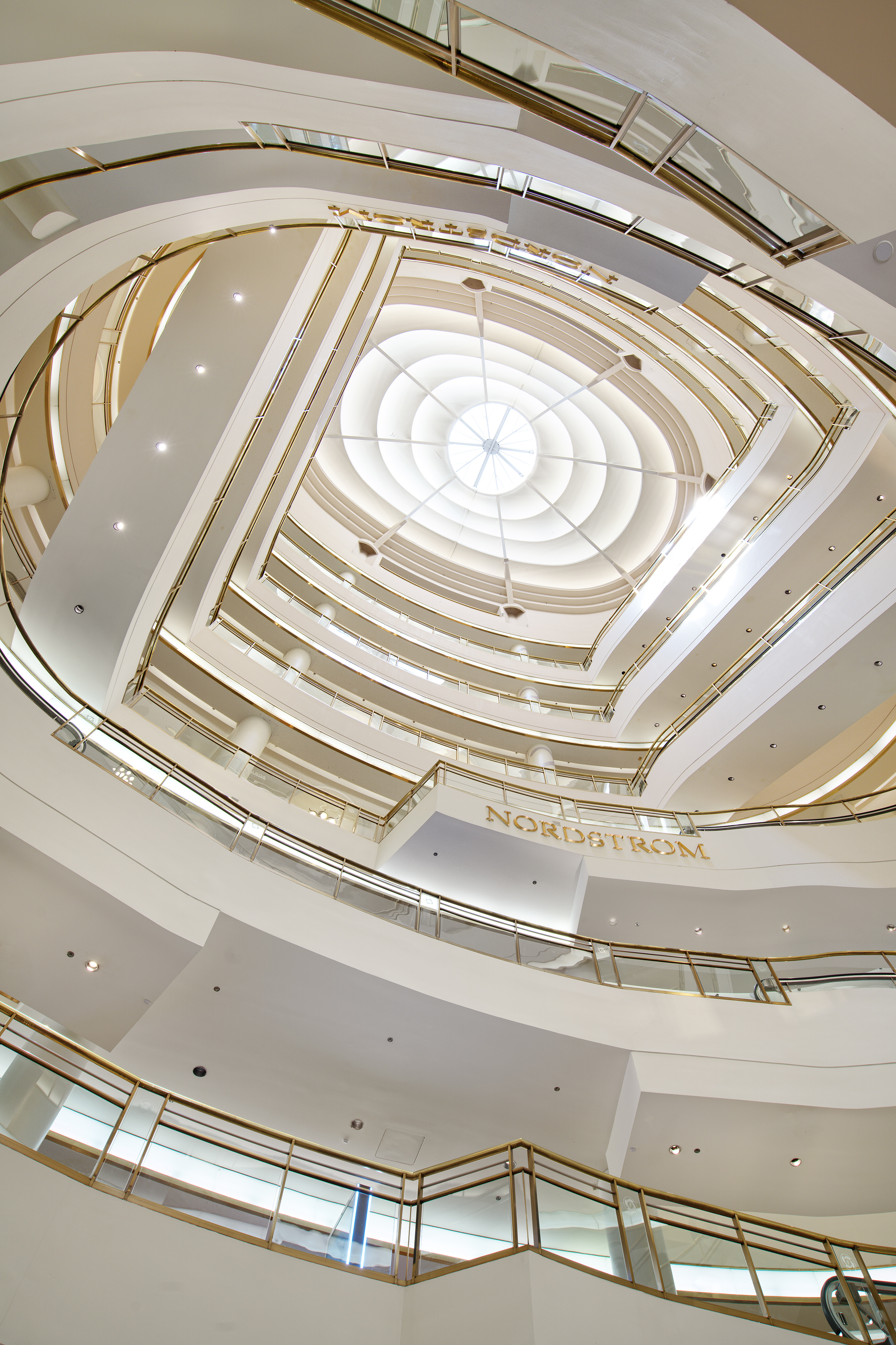 旧金山 Westfield 购物中心的室内设计亮点-20