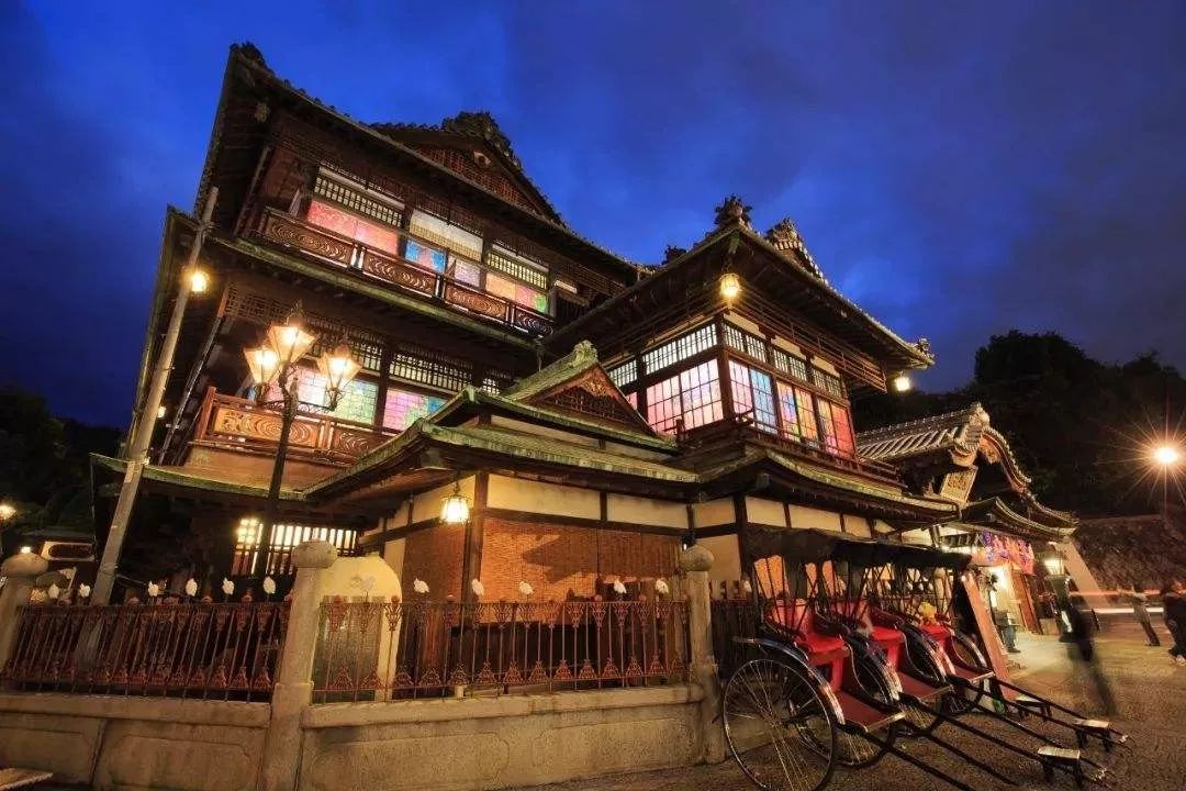 《千与千寻》现实版奇幻空间,重温经典场景-32