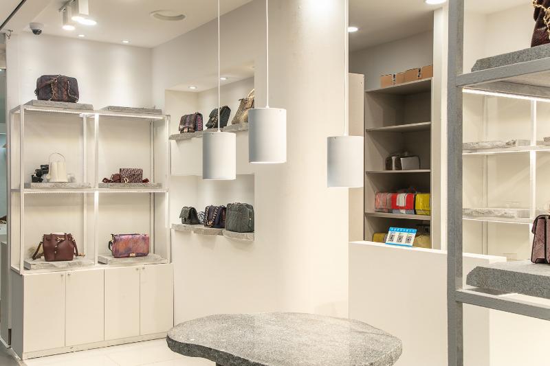 首尔 APM 商场精致小巧的白色调三维空间设计-5