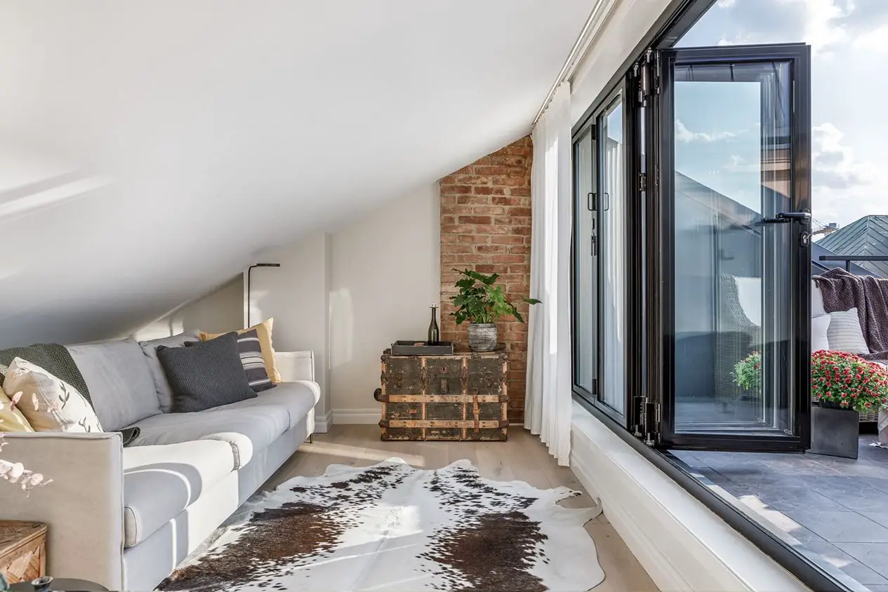 瑞典湖畔的砖墙公寓 | 宁静的斯堪的纳维亚风格-17