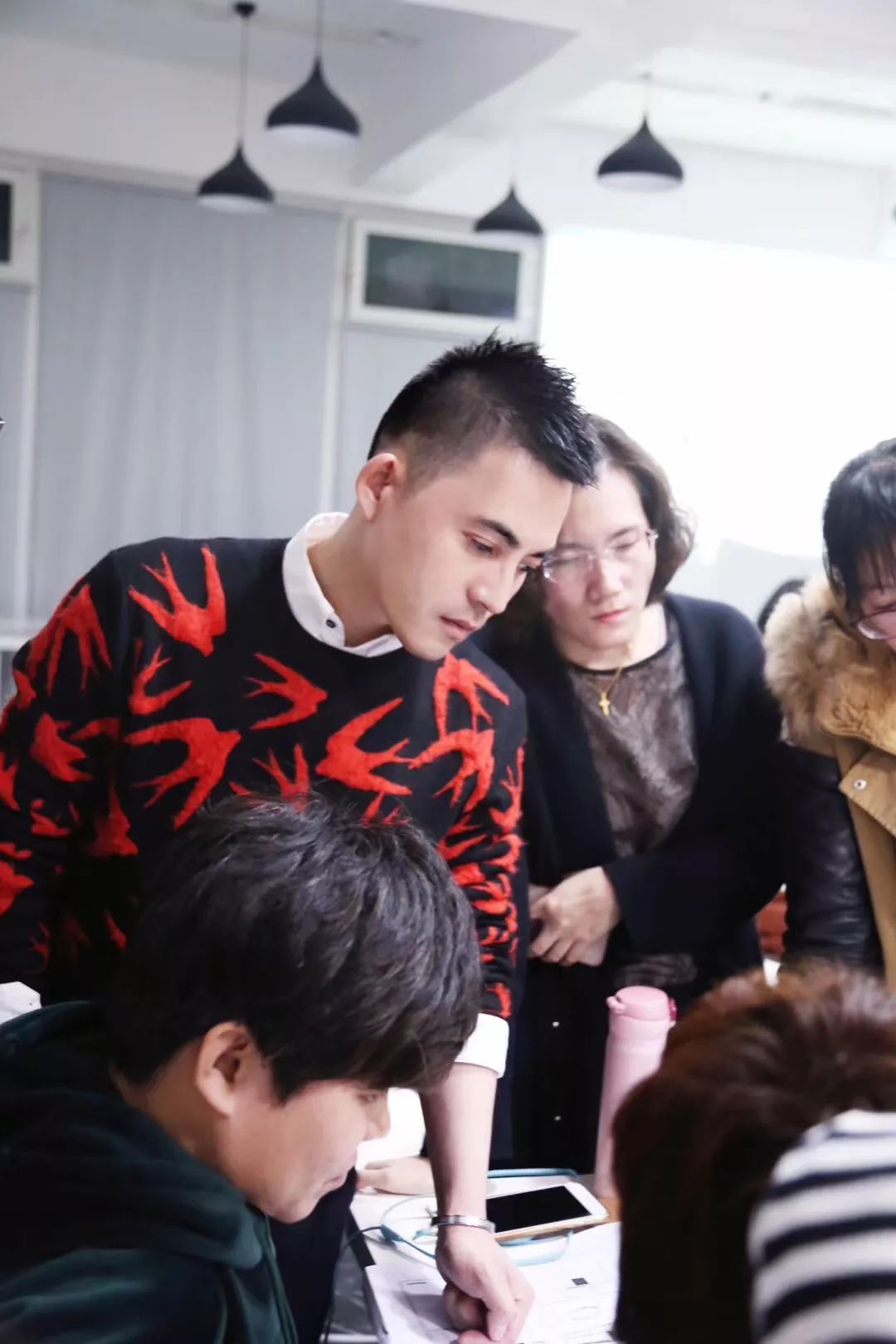 方磊会客室 | 方磊 x 路虎揽胜星脉 极简是共通的话题-86