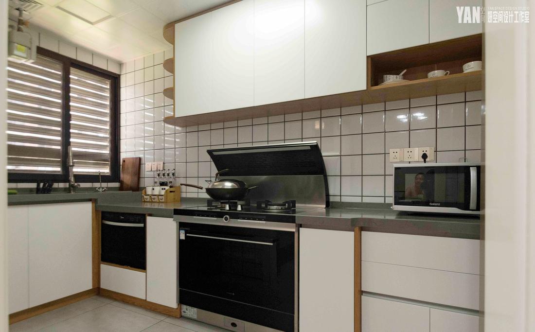 
北欧99平米四房两厅两卫一阳台 -16