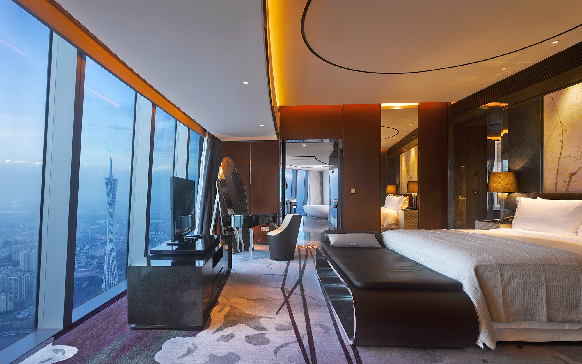 
                    Guangzhou International Finance Center
                -4