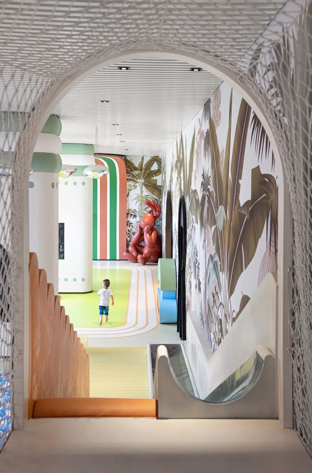 《爱丽丝梦游仙境》 | 奇幻梦境的儿童共享空间-76